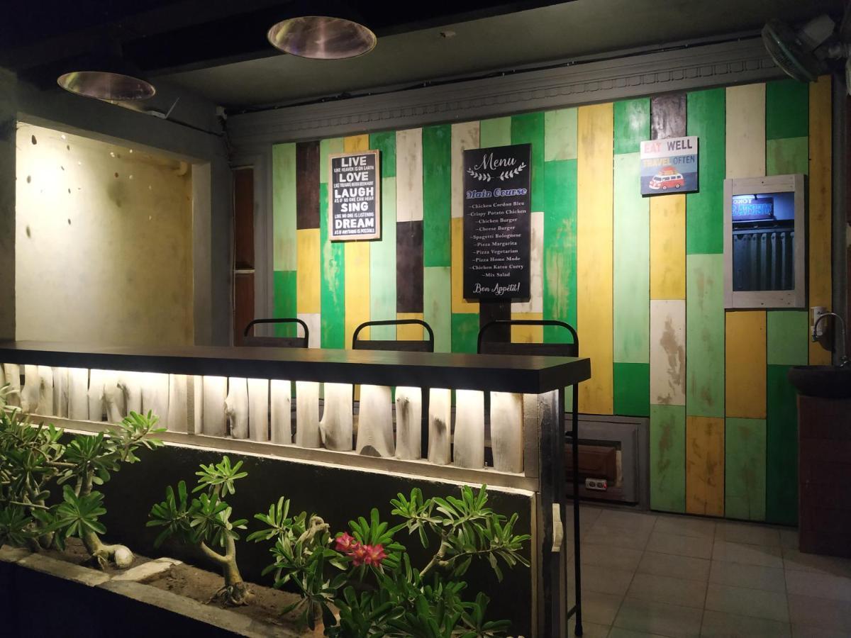 Batununggul Write Hostel מראה חיצוני תמונה